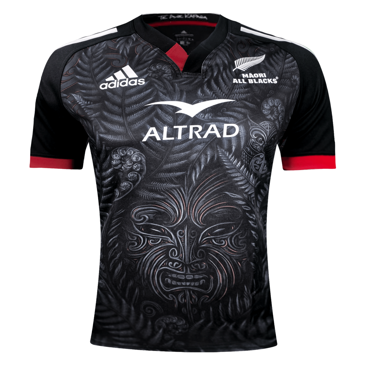 This Māori All Blacks Home Supporters Jersey by adidas comes in black and showcases an intricate Māori-inspired design. Made from recycled polyester, it features moisture-wicking fabric along with the Adidas and Altrad logos, and prominently displays the text "Māori All Blacks.