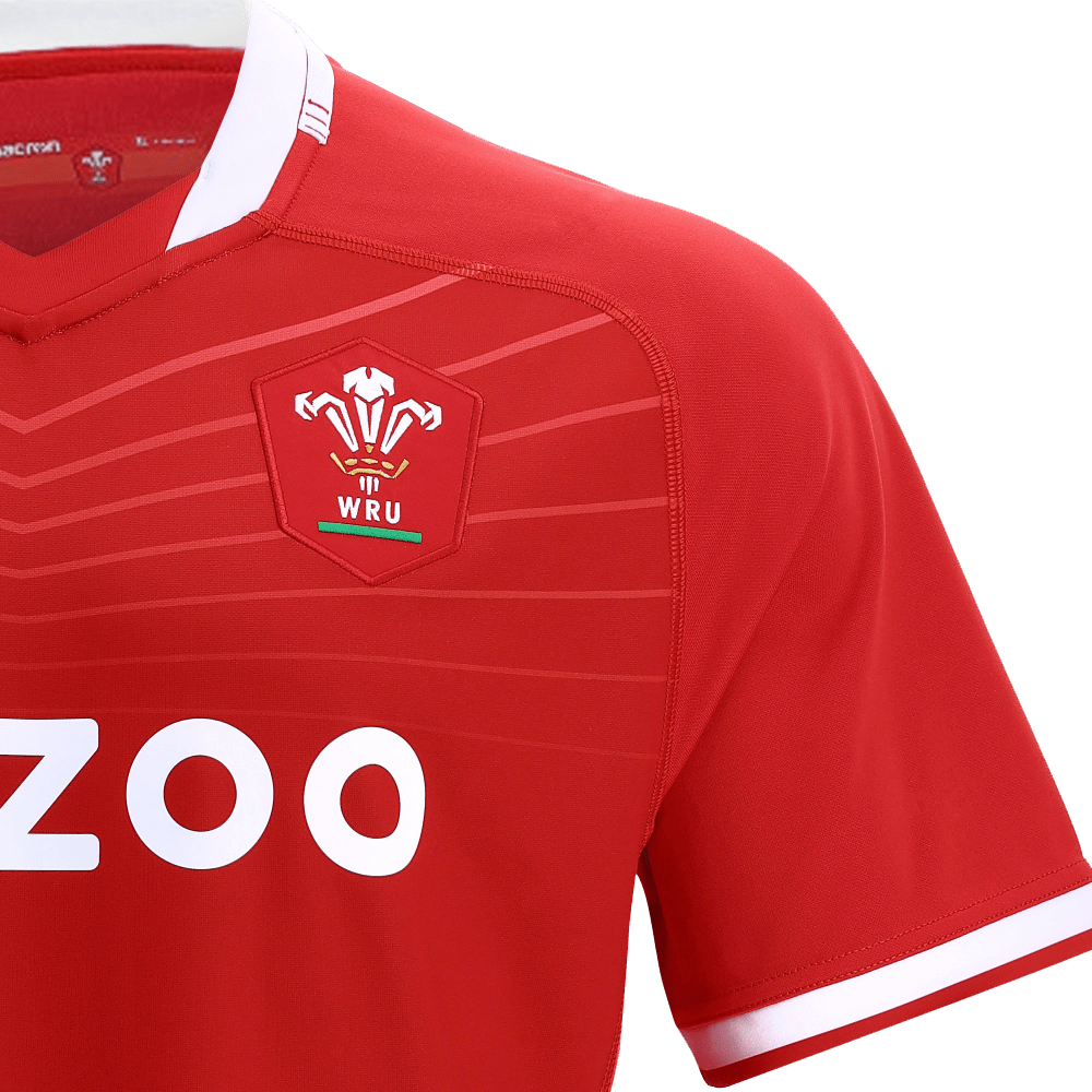 wales rugby crest on jersey